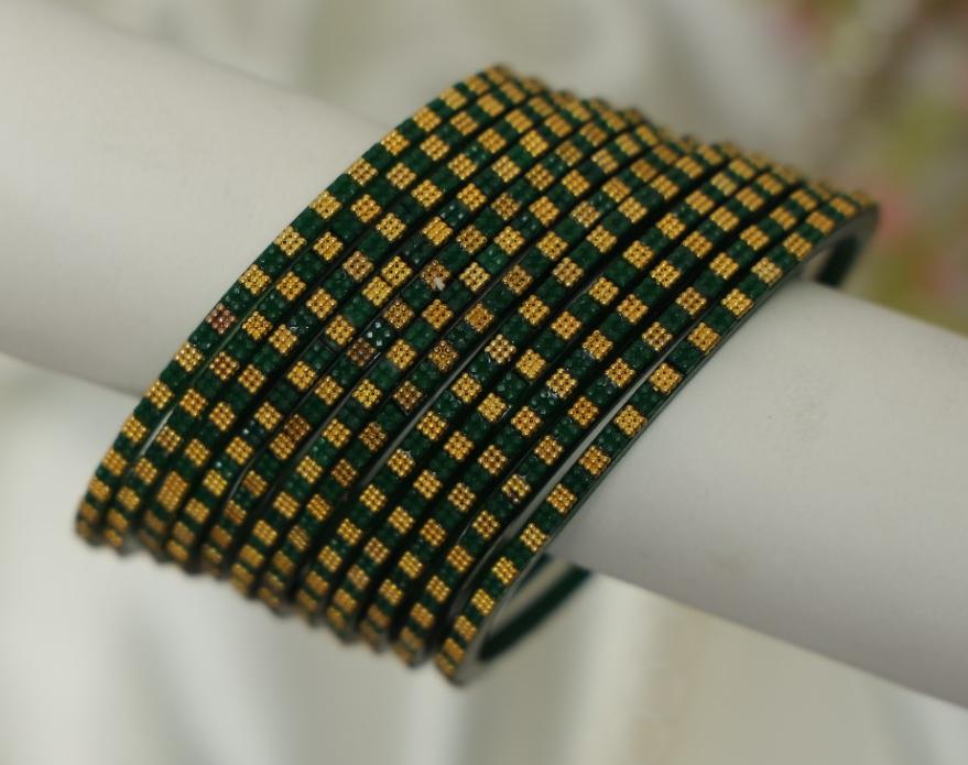 Zaaraa Golden Grid Glass Bangles - Emerald Green