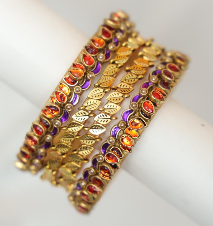 Zaaraa Amber Leaf Royale Bangles