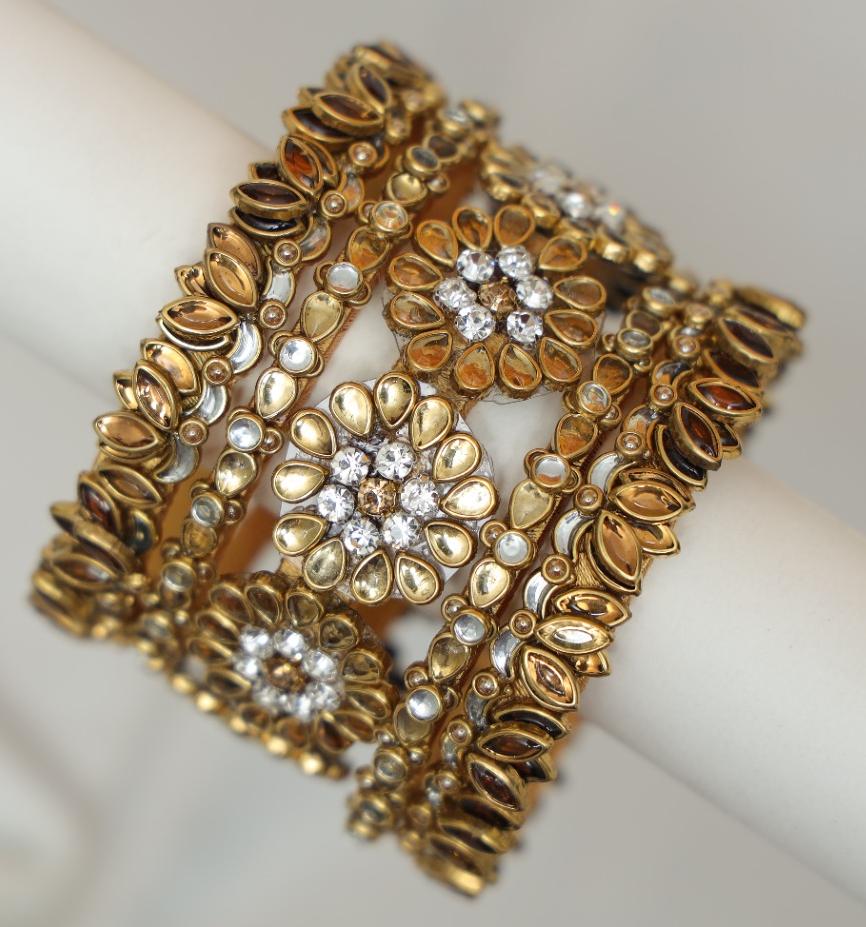 Zaaraa Golden Petal Royale Bangles