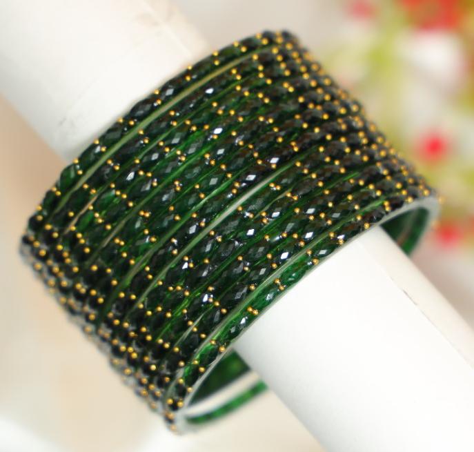 Zaaraa Emerald Raindrop Luxe Bangles