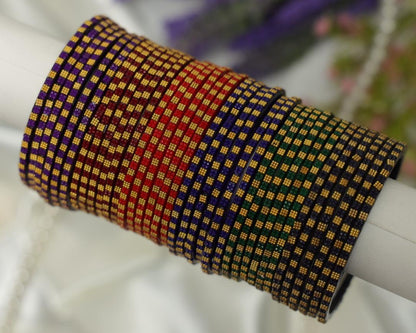 Zaaraa Golden Grid Glass Bangles Combo – 6 Dozen