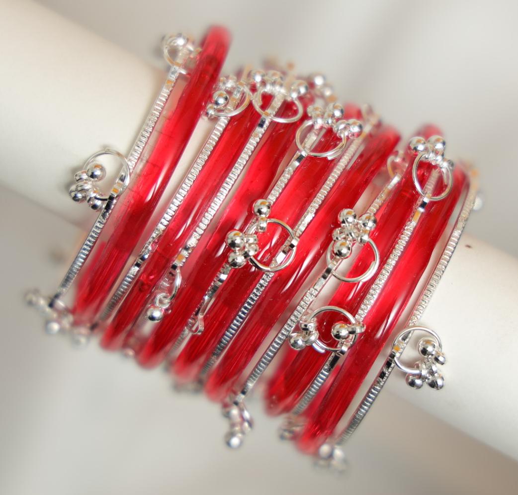 Zaaraa Red Jelly Mixing with Silver Kashmiri Designer Glass Bangles Set