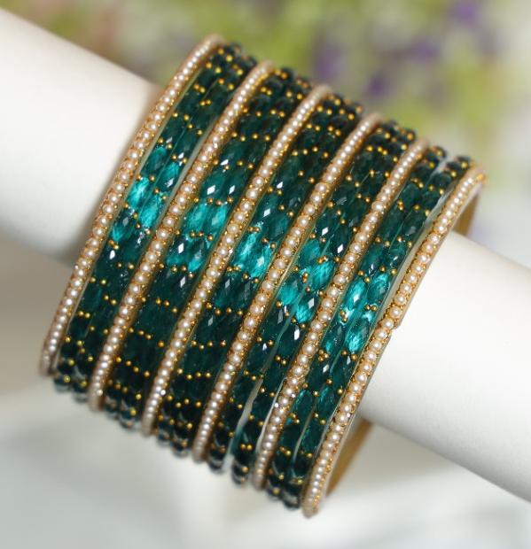 Zaaraa Teal Raindrop Mixing With Pearl Glass Bangles