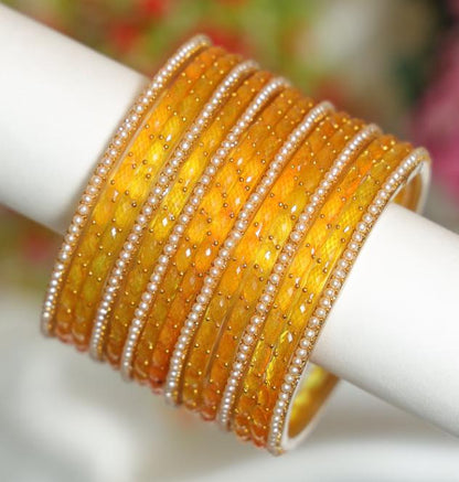 Zaaraa Golden Raindrop Mixing With Pearl Glass Bangles